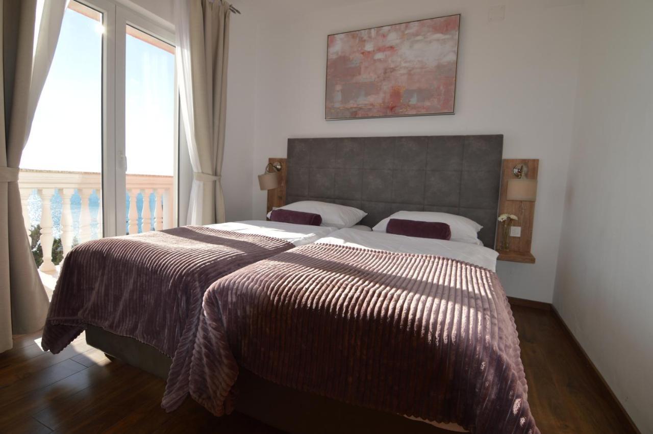 Amari Apartment Starigrad Paklenica Bagian luar foto