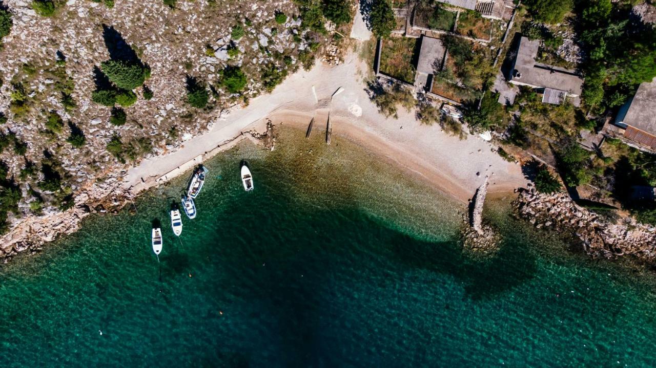 Amari Apartment Starigrad Paklenica Bagian luar foto
