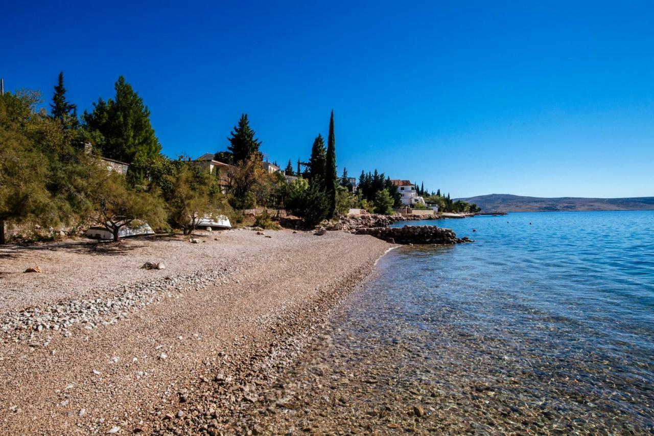 Amari Apartment Starigrad Paklenica Bagian luar foto